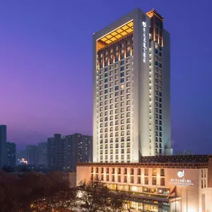 Hotel Maison New Century 5*