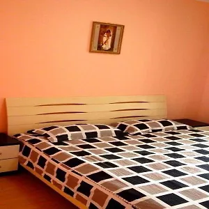 Yi Jia Express Hotel