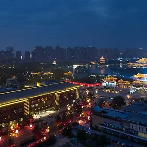 Xi'an Qu Jiang Fu Rong Ge Hotel 5*