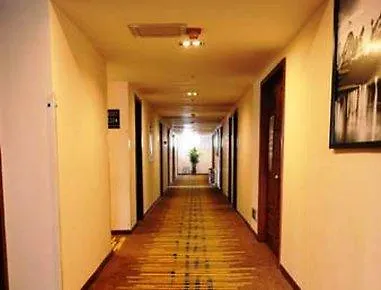 Super 8 Hotel Xian Zhong Shan Men photo