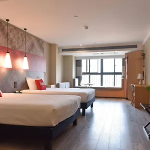 Ibis Xi'an North Train Station Executive Center 3*