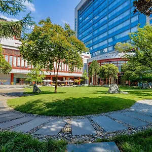 Hotel Shangri-la