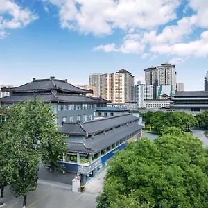 Country & By Radisson Xi'an Bell Tower Ming