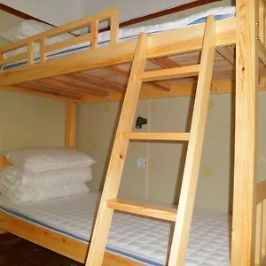 Bing Gege Youth Hotel