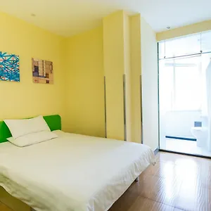 Hotel Hi Longshou Commercial Street 2*